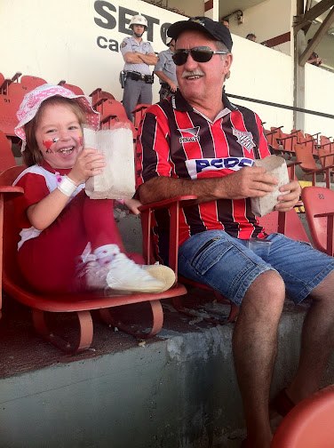 558347_458286654212002_524486849_n